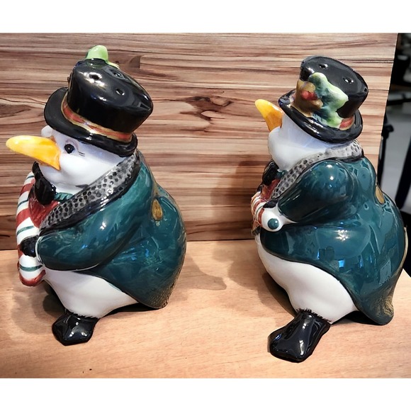 2005 Discontinued SNOW BUSINESS PENGUINS S/P SHAKERS by Fitz and Floyd - Picture 2 of 7